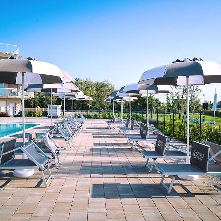 Sabbia & Mare Aparthotel Rosolina Mare Exteriör bild